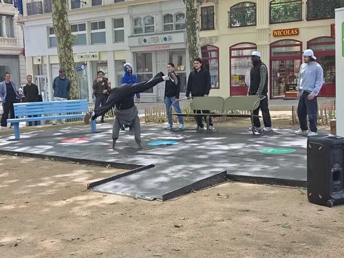 Biennale Internationale du Design de Saint-Étienne : Une expo à...