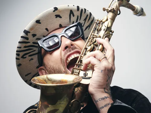 Gagnez vos invitations pour Jimmy Sax au Poney Club