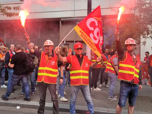 ArcelorMittal : les salariés envisagent sérieusement de bloquer le...