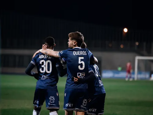 L'USLD retrouve le chemin de la victoire face à Guingamp ! 