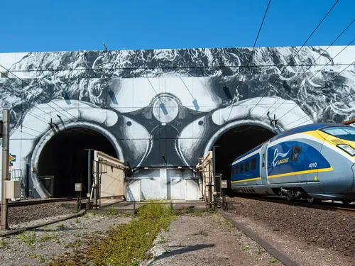 Retour sur ces sept d’heures de blocage dans un Eurostar, ce...