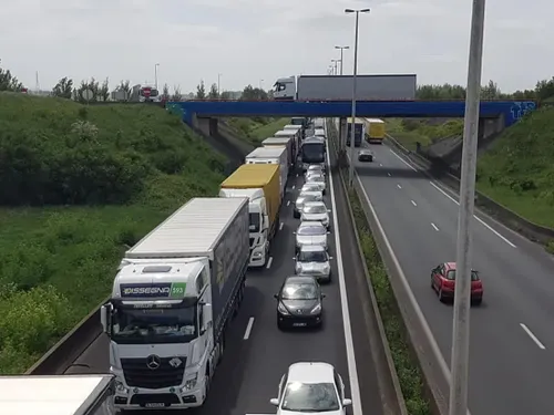 Aire-sur-la-Lys : des milliers de véhicules pourraient rouler sans...
