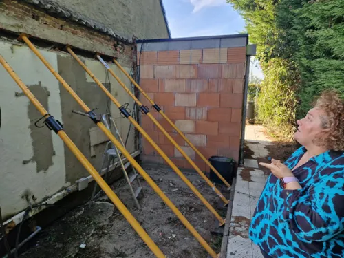 Une famille craint de voir sa maison s’effondrer à Killem