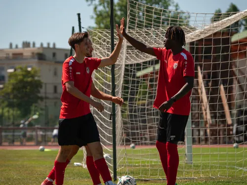 Football : Ajaccio rétrogradé par la DNCG ... poussant l'USBCO en...