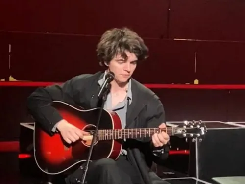 L’artiste originaire du Boulonnais, Sam Sauvage, dans Taratata ce...