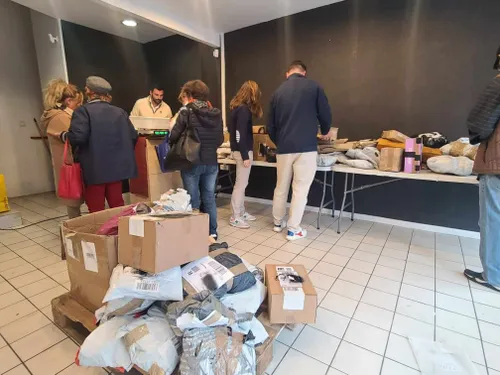 La folie des colis perdus s'empare de Boulogne, avec l'ouverture de...