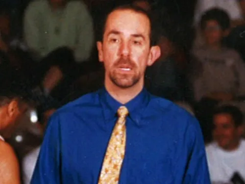 Basket : Le bel hommage du coach de Cholet à Eric Girard, avant le...