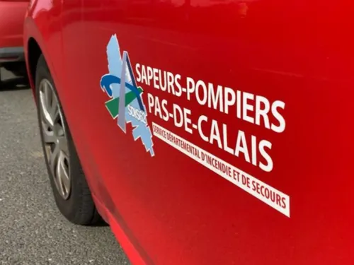 Un hangar détruit par les flammes à Quelmes, ce samedi soir