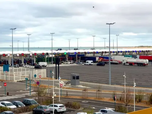 Colis suspect au port de Calais : le trafic fortement perturbé