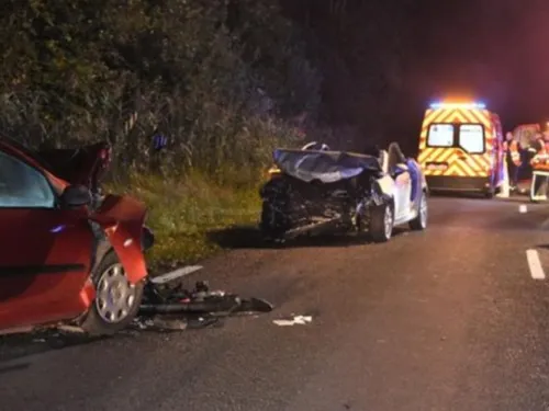 1 mort et 4 blessés graves dans un accident de voiture cette nuit à...