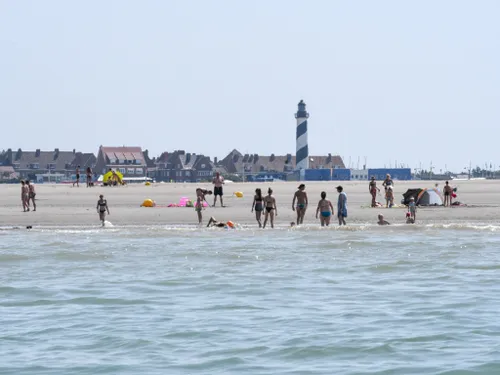 Gravelines : trois hommes ont approché plusieurs enfants sur la...