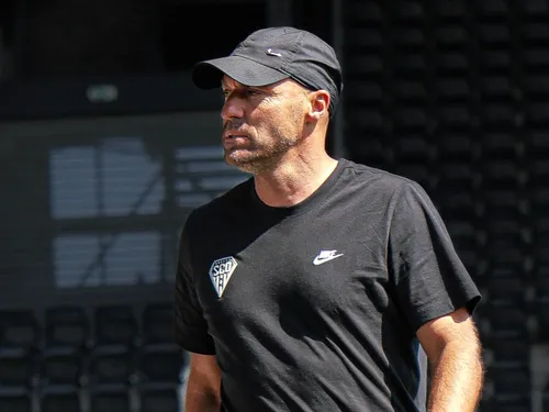 Angers Sco. L'entraîneur Alexandre Dujeux prolonge d'une saison