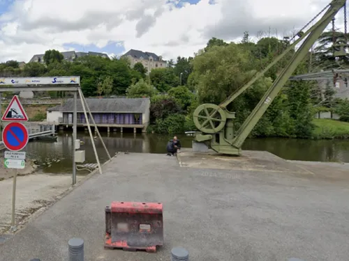 Segré. Une fuite d'hydrocarbures dans l'Oudon