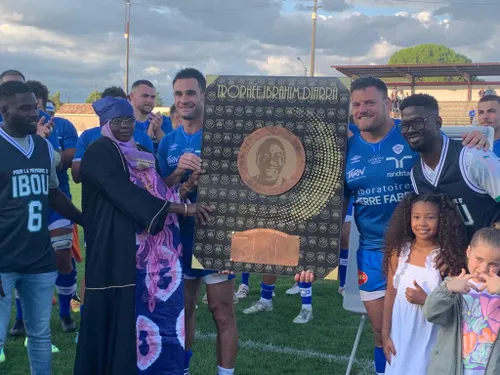 Le Castres Olympique surclasse Montauban et lance parfaitement sa...