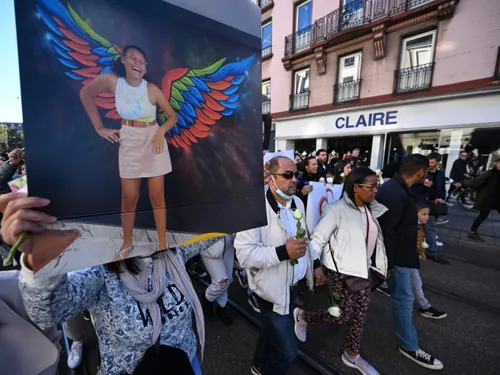 A Mulhouse, l'émouvante marche blanche en mémoire de Dinah, victime...