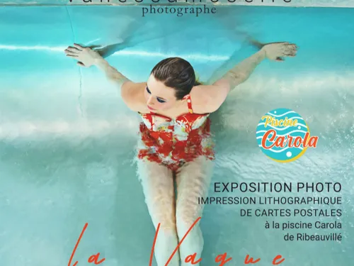 Exposition "la Vague" à la Piscine Carola de Ribeauvillé