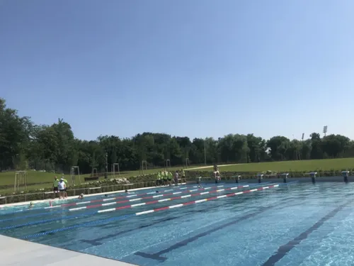 Alsace : les piscines extérieures rouvrent au public