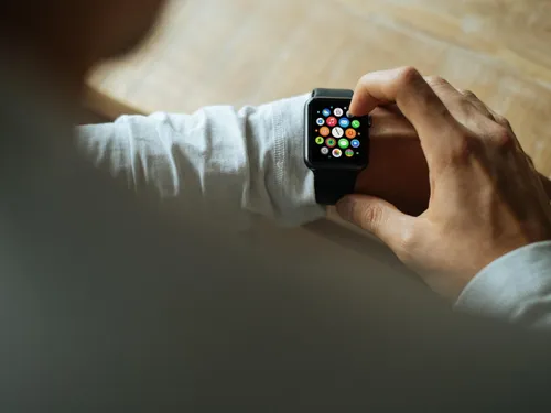 Objets connectés : le progrès à portée de main, mais à quel prix ?