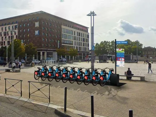 Nîmes : des vélos électriques en libre-service débarquent en ville 