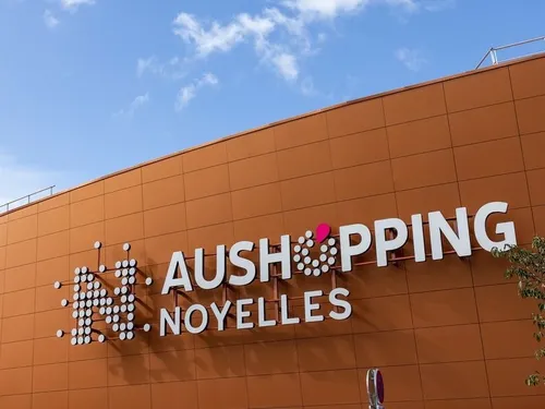 Un forum emploi au centre Aushopping Noyelles