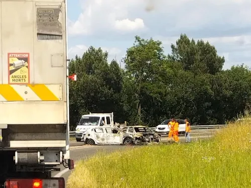 Les voitures prennent feu après leur collision : un blessé grave à...