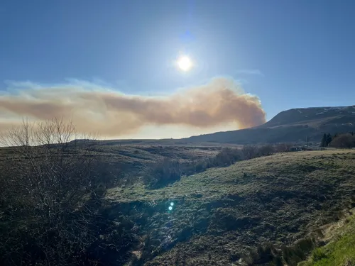 [Mise à jour] Feu fixé sur le massif du Sancy