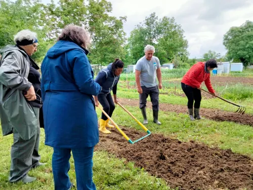 Aux jardins familiaux de Caussade on gère la ressource en eau