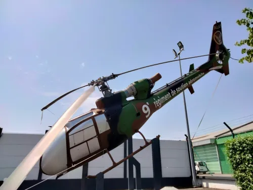 Un hélicoptère au centre-ville de Cahors : on vous explique tout