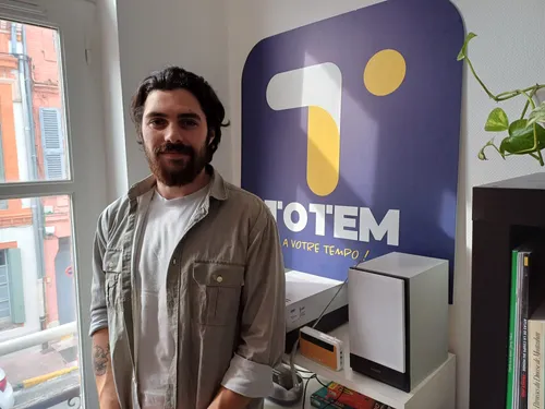 Profession nettoyeur de l'extrême : "on ne s'habitue pas à l'odeur...