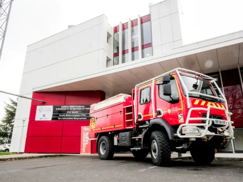 Cahors : après un incendie, un immeuble menace de s'effondrer