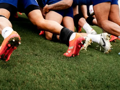 RAGT pousse derrière le XV de France
