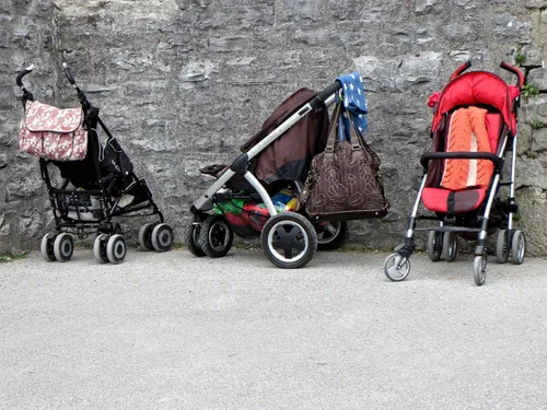 A Aurillac, un club pour rompre l’isolement des mamans en post-partum