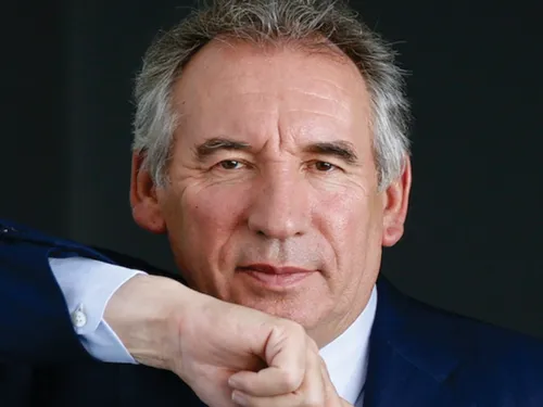 François Bayrou face à l’exercice délicat du discours de politique...