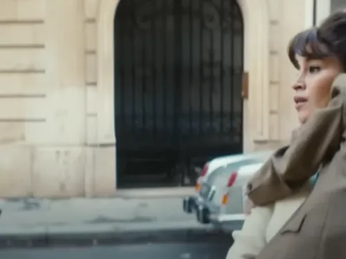 Cinéma : Leïla Bekhti et Jonathan Cohen dans "Ma mère, Dieu et...