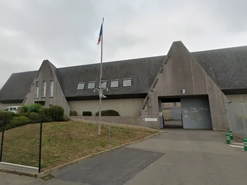 Finistère : un homme avoue le meurtre de sa compagne puis se...