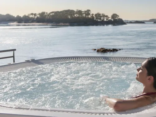 Thalasso, mer et sérénité : un souffle de bien-être en Bretagne et...