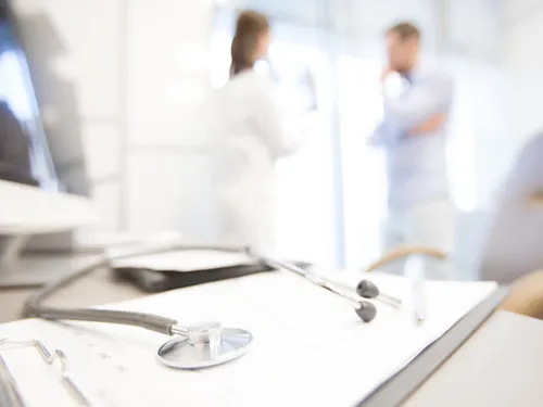 Déserts médicaux : les médecins et les internes en médecine en grève