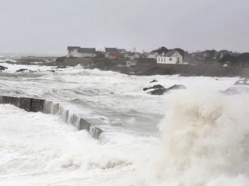 Tempête Ciaran : la vigilance orange levée sur la région