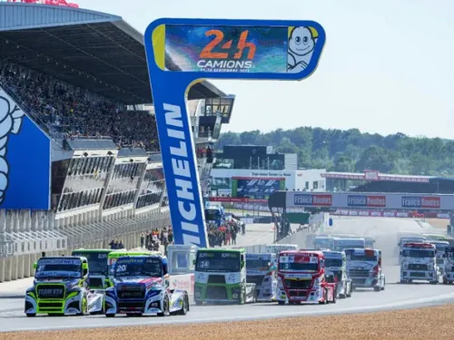 Affluence record pour les 24 Heures Camions