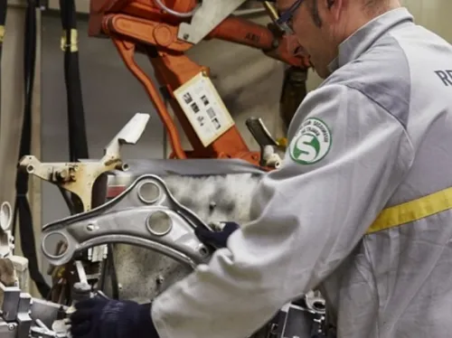 Pour son usine du Mans, Renault va recruter 95 personnes en CDI