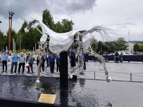 A Rouen, le public découvre "Zeus", star des JO