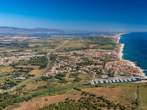 Replay : Sainte-Marie-La-Mer, un village à la plage raconté par...