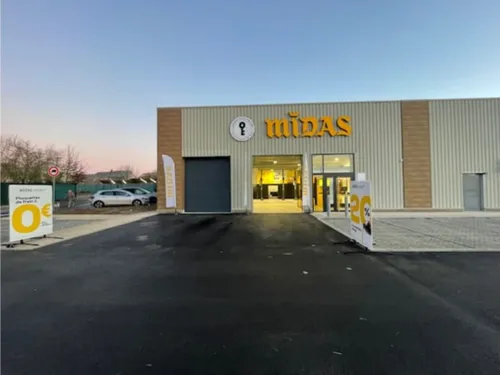Aulnoye-Aymeries - Midas ouvre avec un Sambrien à sa tête