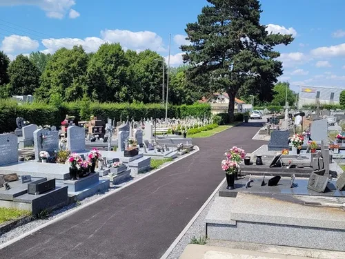 Maubeuge - Du changement dans des cimetières