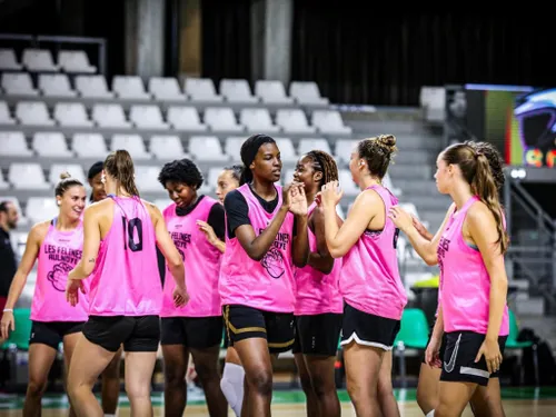 Basket - Les Aulnésiennes retrouvent le championnat après une...