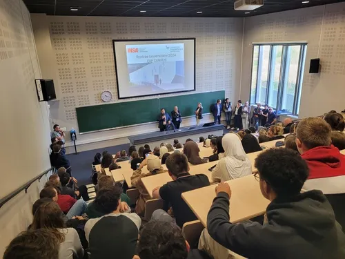 Maubeuge - Plus de 1 000 étudiants comptabilisés, "du jamais vu"...