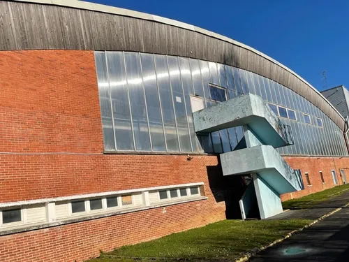 Avesnes-sur-Helpe : l’ancienne piscine sera finalement rénovée 