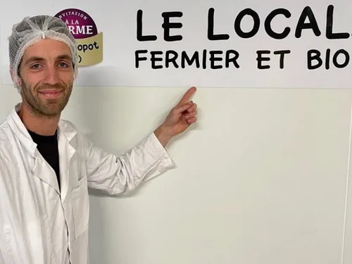 Féron : la fête du lait bio en Avesnois à la ferme du Piopot