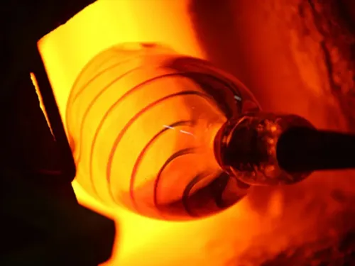 Trélon : grande fête du verre ce dimanche, pour célébrer les 200...