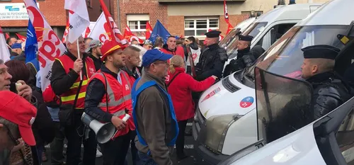 Maubeuge - La manifestation unitaire bloquée, puis autorisée